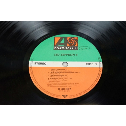 536 - Vinyl - 3 Led Zeppelin LPs to include II (Atlantic 588198 plum labels, Lemon Song credit, Thankyou m... 