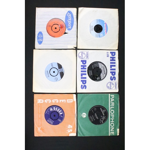 550 - Vinyl - 39 1960’s Beat / Mod / Pop 7” singles to include: The Beatles x 4 (including one EP), The An... 