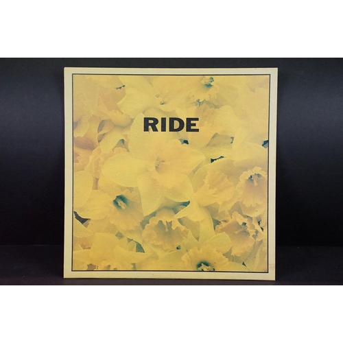 52 - Vinyl - 3 Ride 12