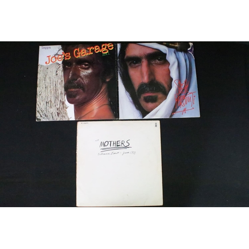 252 - Vinyl - 17 Frank Zappa / Mothers Of Invention LPs, vg overall