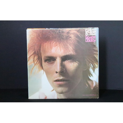 259 - Vinyl - 26 David Bowie LPs and 7 12