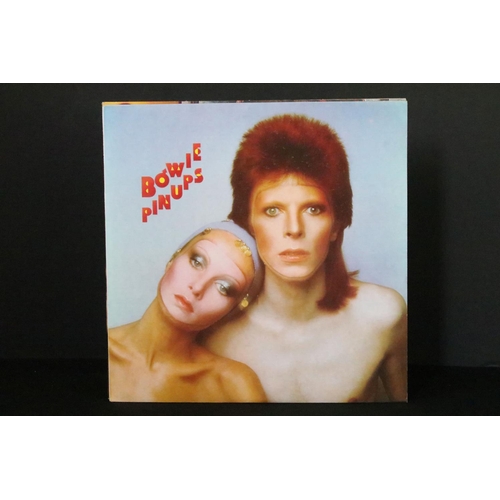 259 - Vinyl - 26 David Bowie LPs and 7 12