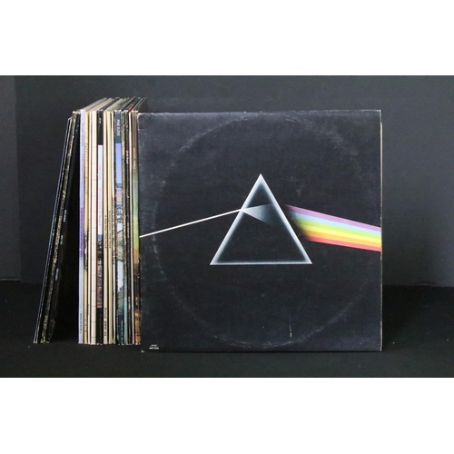 261 - Vinyl - 17 Pink Floyd & members LPs and 3 12