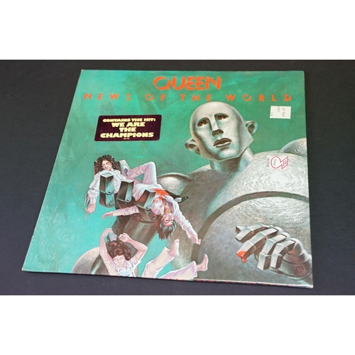 96 - Vinyl - Queen - News Of The World LP on Elektra Records - 6E-112. Original US 1977 1st pressing, sti... 