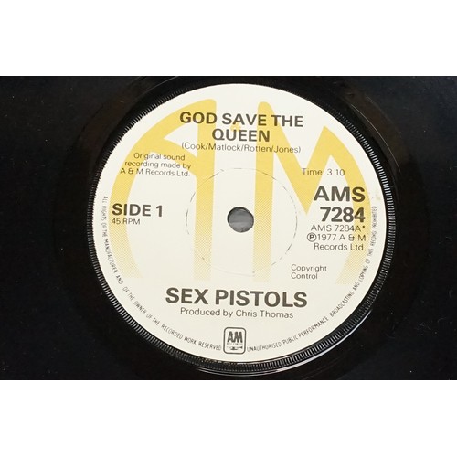 1010 - Vinyl - Sex Pistols God Save The Queen - Original withdrawn 7