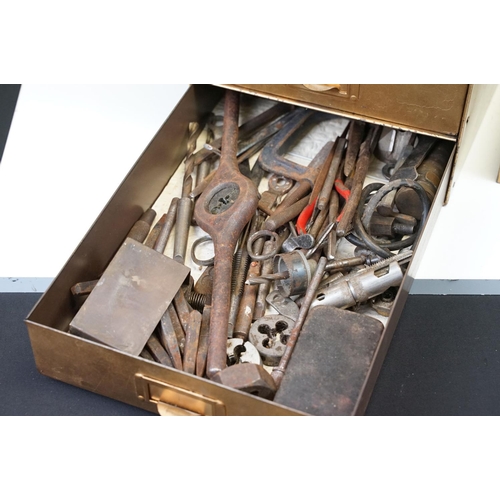 115 - Table top metal chest of five drawers housing a collection of woodworking & engineering tools to inc... 