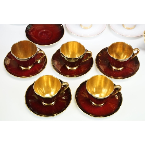 121 - Carlton Ware 'Rouge Royale' coffee set comprising coffee pot, sugar basin, 6 cups and 7 saucers, tog... 