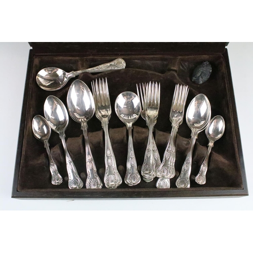 196 - A canteen of silver plated cutlery together with a cased fish knife set.