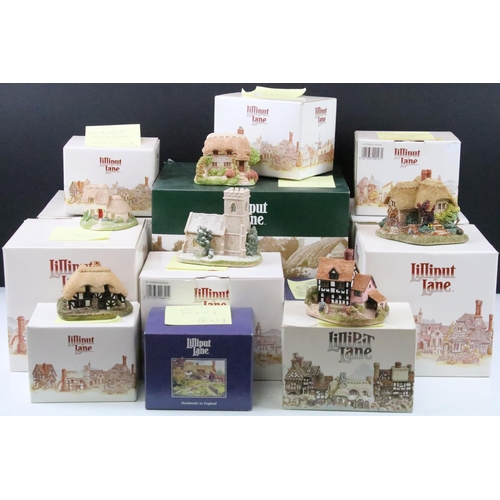 59 - 22 Boxed Lilliput Lane models to include Queen of Windermere (L2458 - with deeds), Oak Cottage, Cotm... 