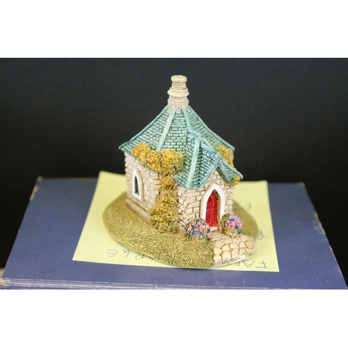 60 - Nine boxed Lilliput Lane models to include Kensington Gardens, Sweet Briar Cottage, Shades of Summer... 