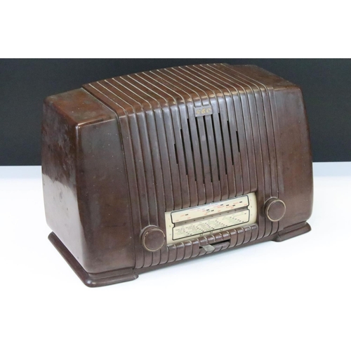 9 - Art Deco GEC brown bakelite cased radio, 39cm wide x 23cm high