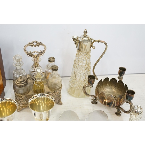 283 - A collection of mixed silver and silver plate to include cased cutlery, bottle coasters, goblets, di... 