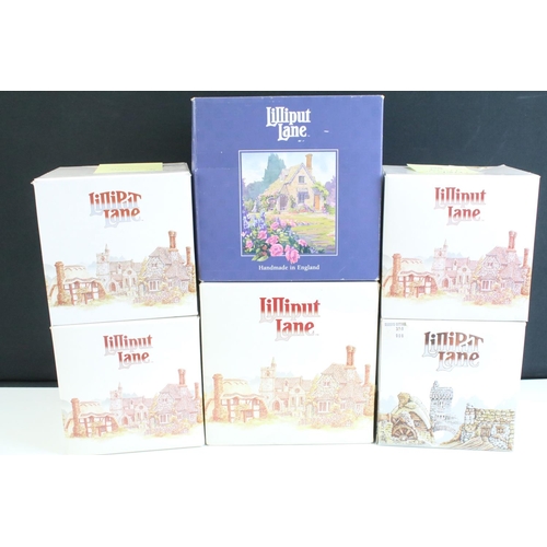 103 - 20 Boxed Lilliput Lane models to include Old Mother Hubbard's, Circular Cottage, Stradling Priory (1... 