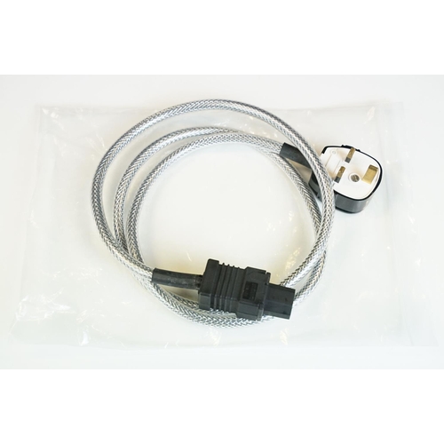 1622 - Hi-Fi - 3 mains cables