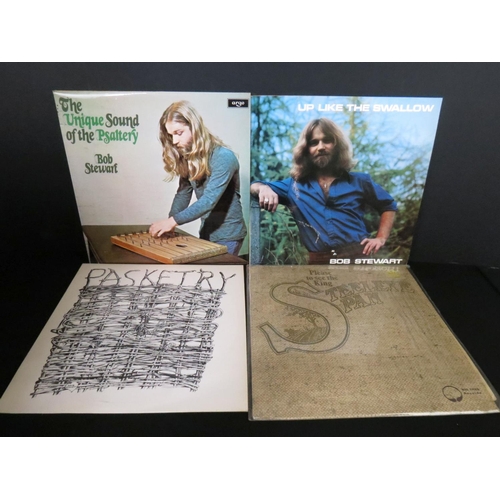 463 - Vinyl - 26 Folk LPs featuring signed examples to include Bob Stewart x 2, Dave Paskett, Steeleye Spa... 