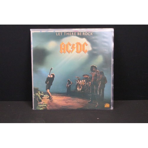 492 - Vinyl - 11 albums by AC/DC to include: PWR/UP (UK / EU 2020 Yellow vinyl album with printed inner, C... 