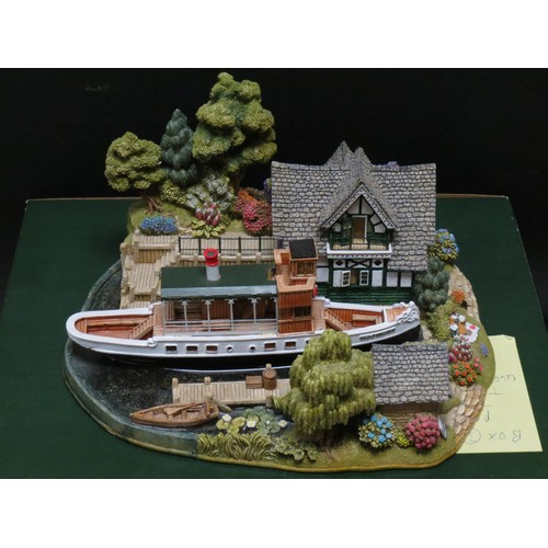 59 - 22 Boxed Lilliput Lane models to include Queen of Windermere (L2458 - with deeds), Oak Cottage, Cotm... 