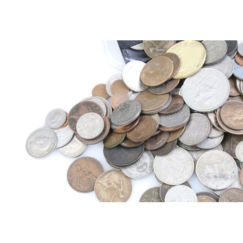 38 - A collection of mainly British pre decimal and commemorative coins, to include Silver, Victorian and... 