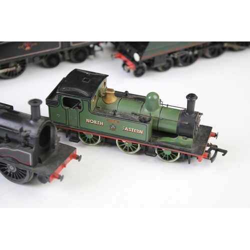 21 - Nine OO gauge locomotives to include Hornby Fairey Battle, Hornby Tangmere, Palitoy Mainline 0-6-0 2... 