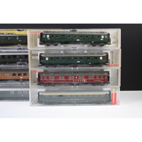 24 - 18 Cased Fleischmann HO gauge items of rolling stock to include 5080, 5638, 5079, 507305, 542607, 52... 