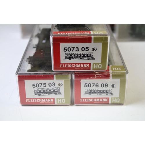 24 - 18 Cased Fleischmann HO gauge items of rolling stock to include 5080, 5638, 5079, 507305, 542607, 52... 