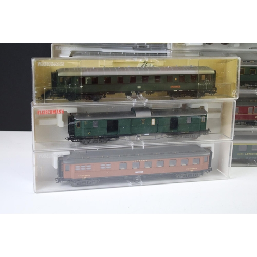 24 - 18 Cased Fleischmann HO gauge items of rolling stock to include 5080, 5638, 5079, 507305, 542607, 52... 