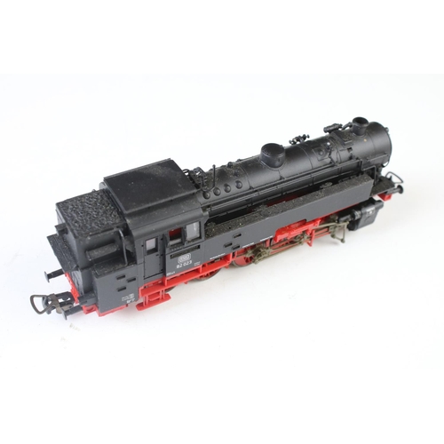 26 - Three boxed HO gauge locomotives to include Piko DB 0-10-0, Roco 43445 and Fleischmann 4162 plus ano... 