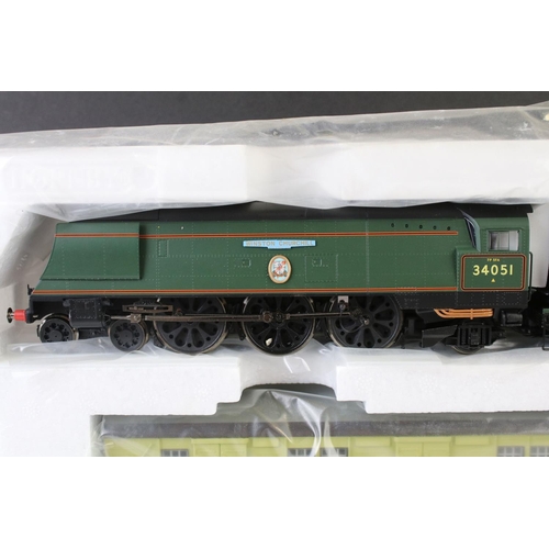 3 - Boxed ltd edn Hornby OO gauge R3300 Sir Winston Churchill's Funeral Train Pack, complete with COA No... 