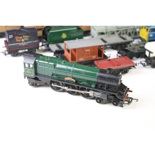 52 - Quantity of OO gauge locomotives and items of rolling stock to include Triang 4-6-2 Princess Victori... 