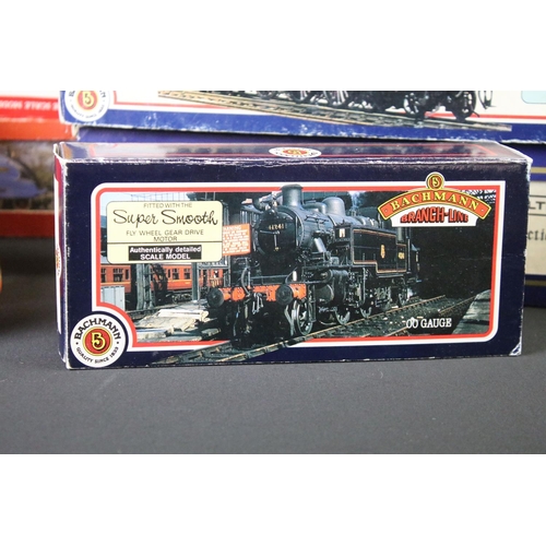 57 - 13 Boxed locomotives to include 10 x Hornby examples featuring R859 BR 4-6-0 Locomotive Black Five C... 