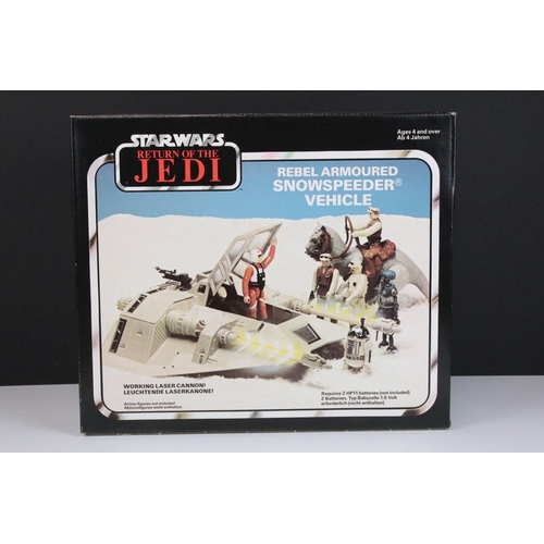 644 - Star Wars - Original boxed Palitoy Rebel Armoured Snowspeeder Vehicle, sealed box in EX condition wi... 