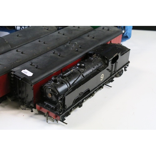 76 - Collection of kit built O gauge model railway to include 0-8-4 locomotive in black and 9 x items of ... 