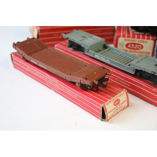 77 - 11 Boxed Hornby Dublo accessories to include 2 x D1 Level Crossing, 7 x items of rolling stock featu... 