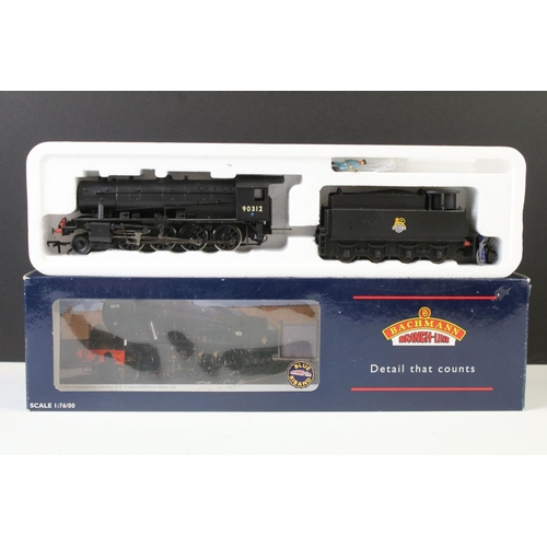 8 - Five boxed Bachmann OO gauge locomotives to include 32-578 Ivatt Class 4 2-6-0 43038 BR Lined black ... 