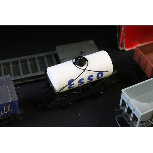 81 - Around 54 HO / OO gauge items of rolling stock to include examples from mainly Hornby, Triang and Ba... 