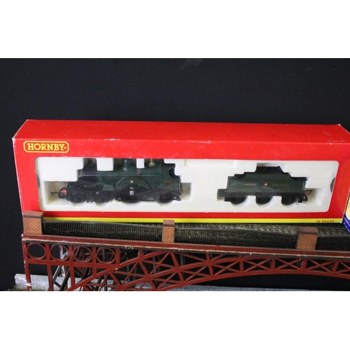 85 - Collection of various model rail items to include Hornby OO gauge R2828 GWR Dean Single 4-2-2 Duke O... 