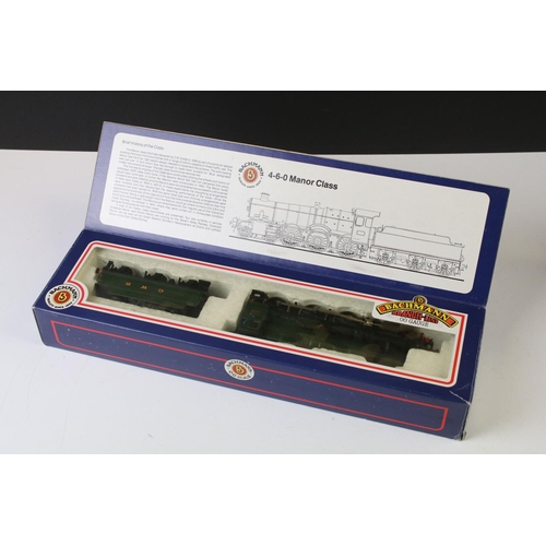 9 - Six boxed Bachmann OO gauge locomotives to include 31300 GWR green livery, 32-950 Standard Class 4MT... 