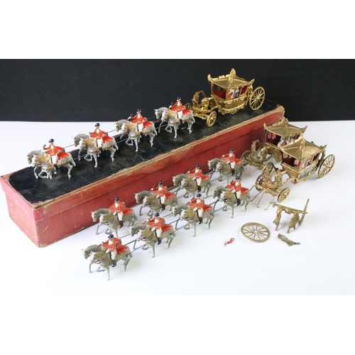 426 - Boxed Britains No. 1470 State Coronation Coach set with 8 x Royal horses and Golden State Coach, all... 