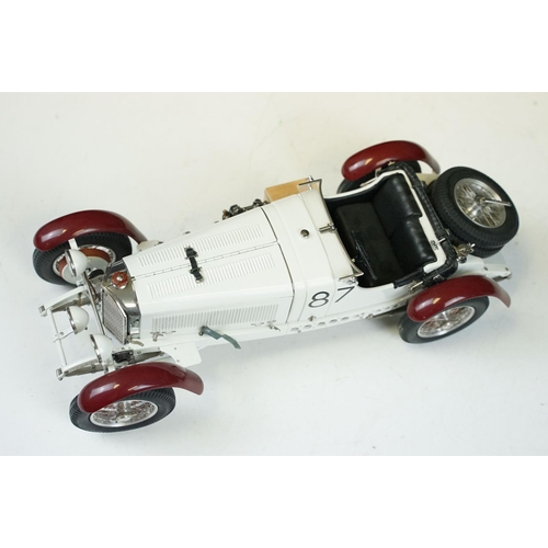 102 - Boxed 1/18 CMC Exclusive Modelle M-055 Mercedes-Benz SSKL Sieger Bei Der Mille Miglia 1931 diecast m... 