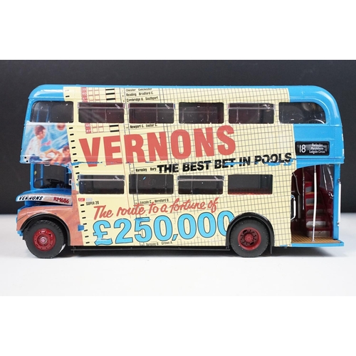 113 - Boxed ltd edn Sun Star 1/24 RM 686 WLT 686 Vernon's Pools diecast model, with numbered certificate, ... 