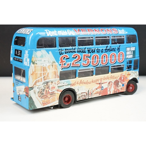 113 - Boxed ltd edn Sun Star 1/24 RM 686 WLT 686 Vernon's Pools diecast model, with numbered certificate, ... 