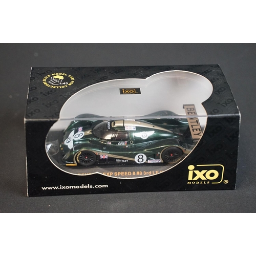 199 - Five boxed / cased diecast models to include Maisto GT Racing Infineon Audi R8 Le Mans 2002, Maisto ... 
