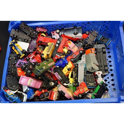 218 - Quantity of around 170 diecast, plastic and tin models to include Tonka Trucks, Maisto, Corgi, Match... 