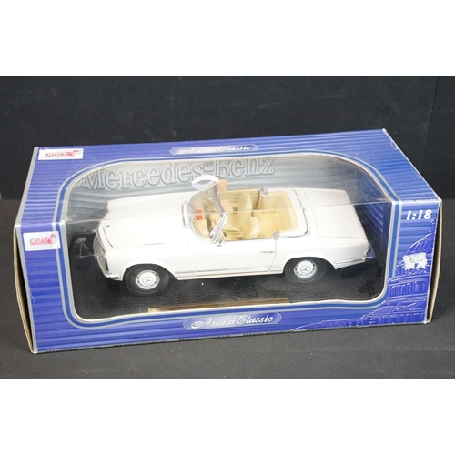 232 - Five boxed 1/18 scale diecast models to include Maisto Mercedes-Benz SLK 230, Burago Mercedes-Benz 5... 