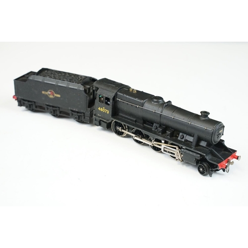 29 - Three boxed Hornby Dublo locomotives to include 2232 Co Co Diesel Electric Locomotive, 2224 LMR 2-8-... 