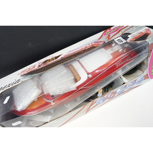 489 - Boxed Jamara Germany 04 0390 Venezia r/c boat, with stand and controller