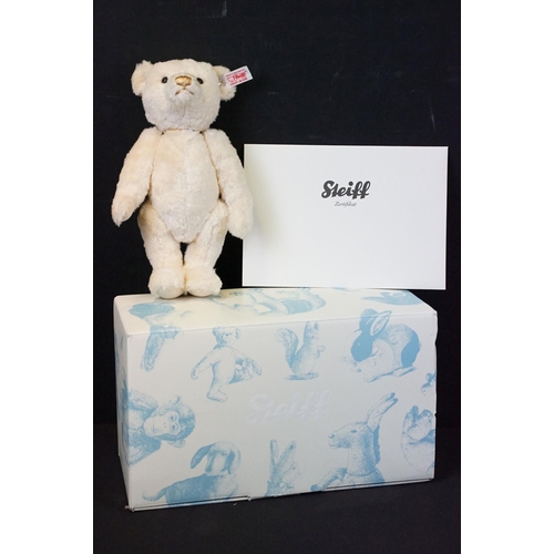 683 - Steiff - Boxed ltd edn Steiff 035715 Diamond Teddy Bear, with ltd edn COA No. 1239/2000, with tag an... 