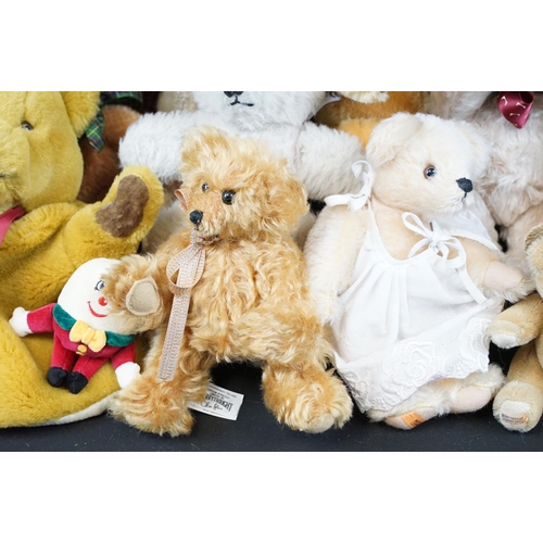 711 - Merrythought - Around 20 Merrythought teddy bears and dolls to include The Queen's Golden Jubilee be... 