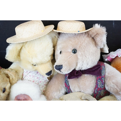 711 - Merrythought - Around 20 Merrythought teddy bears and dolls to include The Queen's Golden Jubilee be... 