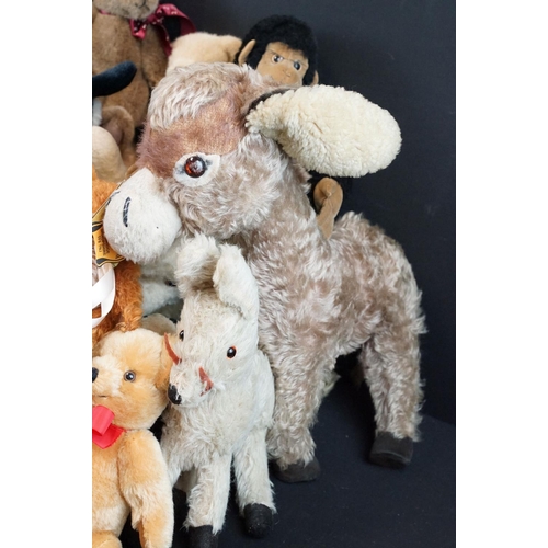 712 - Merrythought - Around 27 Merrythought teddy bears and dolls to include large fox, large lion and sma... 